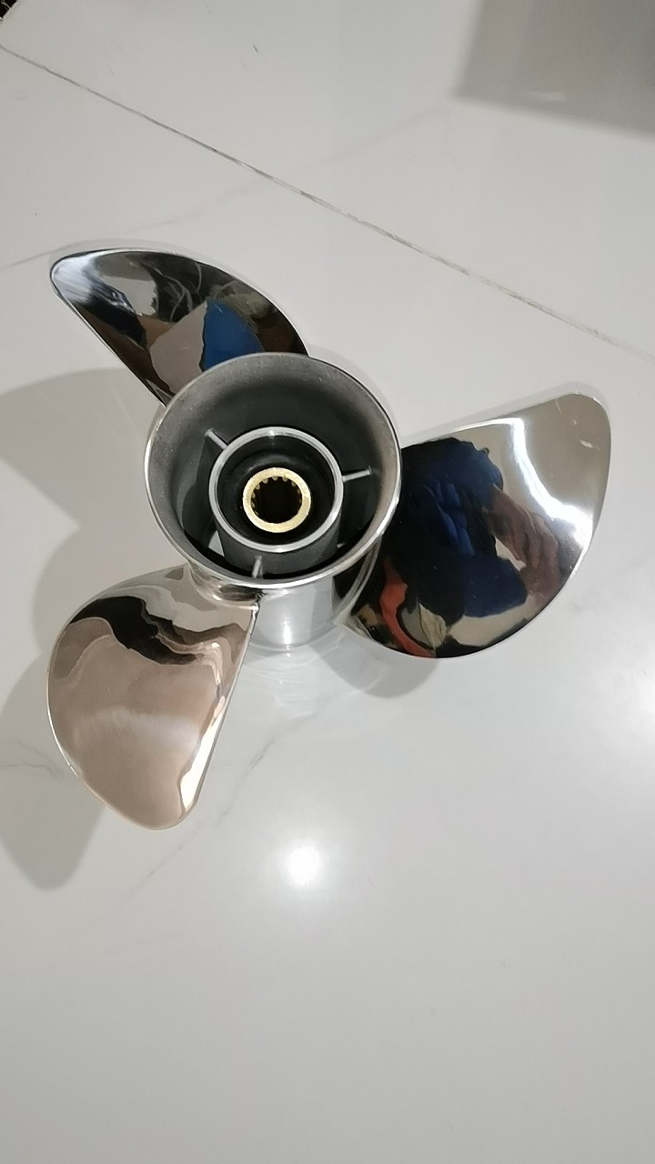 ヤマハ船外機プロペラ,2〜4ストローク,85〜115hp,1 - Outboard Motor Propeller Stainless のレビューと価格